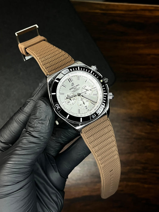 BREITLING 1884 Chronometer - Rubber Strap - Brown White